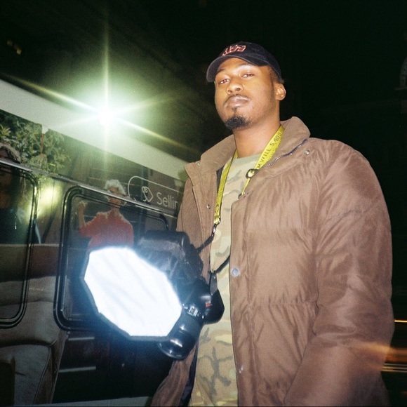 Meet your Posher, Dashawn - Picture 3 of 5